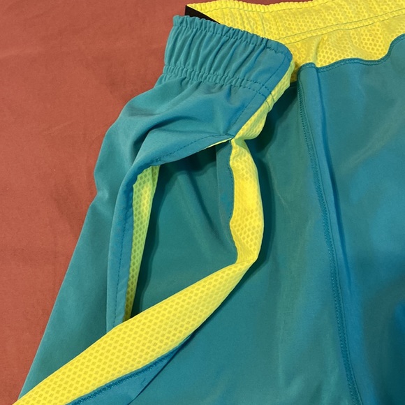 Men’s Nike pro training shorts with pockets size medium - Picture 7 of 8